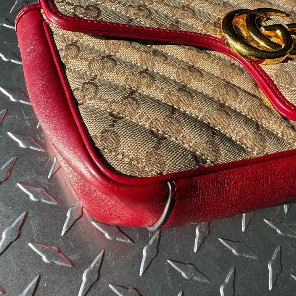 Gucci Azalea Marmont GG Chain Shoulder Bag in Red - Picture 5 of 16